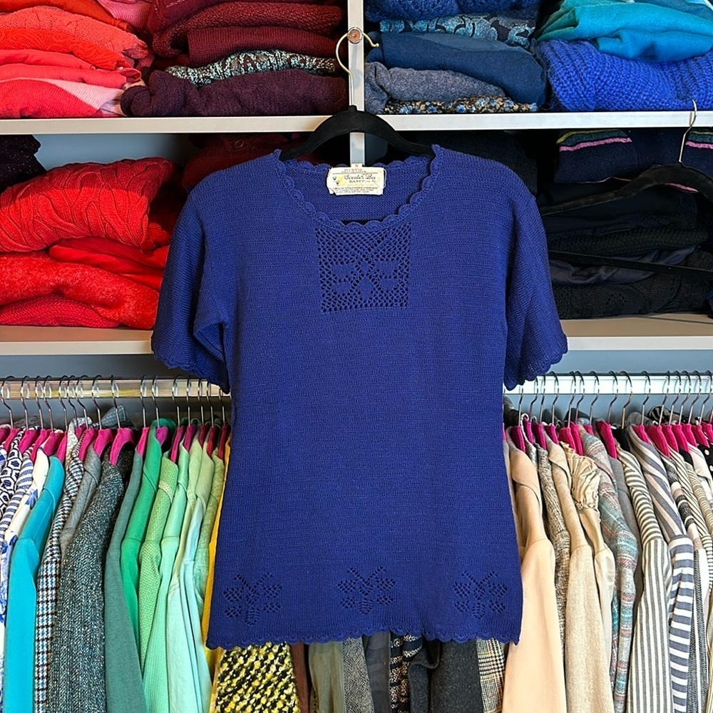 Vintage 70’s Sweater Bee blue short sleeve knitted scoop neck sweater size S​